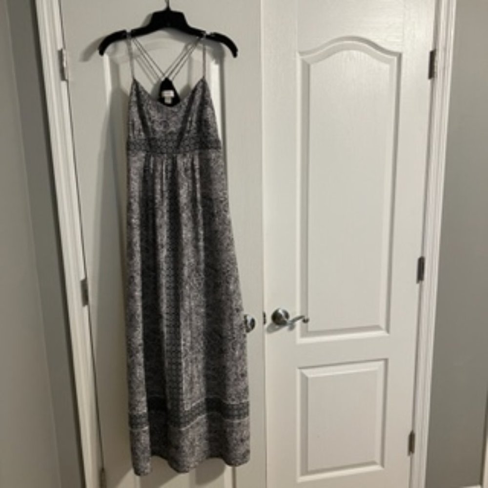 Loft Women's Maxi Dress 8 Dark Blue and White